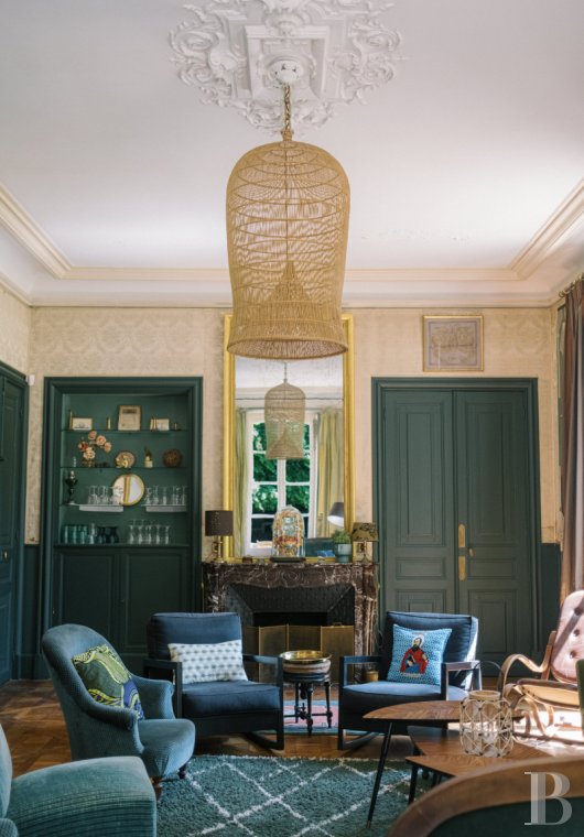 Dans le Calvados, au sud-est de Caen,  un château classique du 18e siècle tout en couleurs - photo  n°7